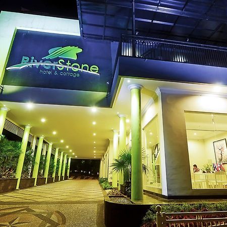 Riverstone Hotel & Cottage Batu  Extérieur photo