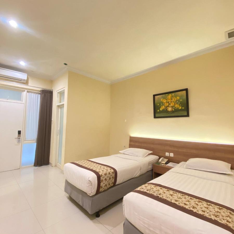 Riverstone Hotel & Cottage Batu  Extérieur photo